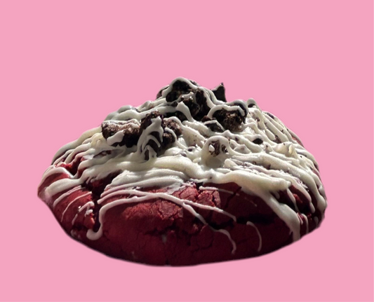 Red Velvet Oreo cookie